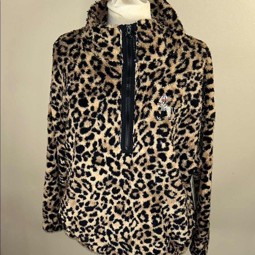 Chic Leopard Print Half-Zip Hoodie